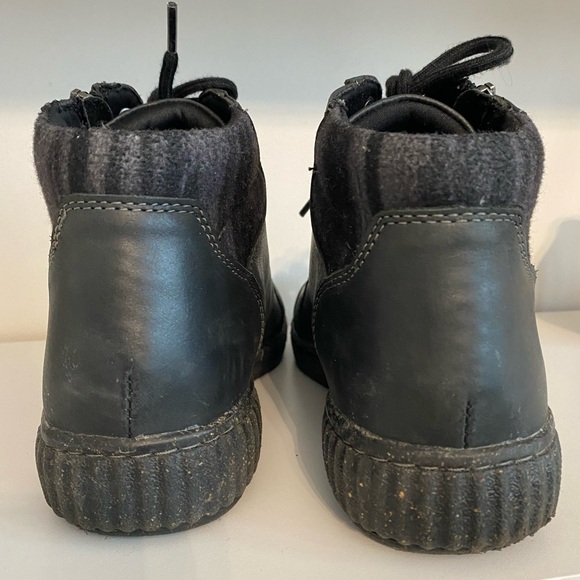 Clarks Black Ankle Boots Women’s size 10 - Picture 4 of 8